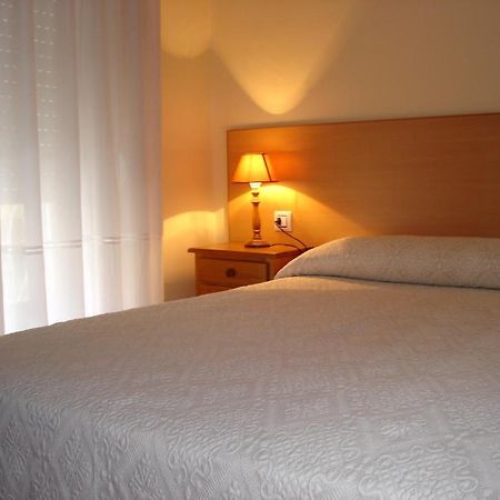Pio V Hotel Vigo Phòng bức ảnh